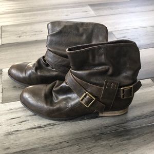 Diba Faux Leather Dark Brown Slouchy Ankle Boots Booties w/ Buckles